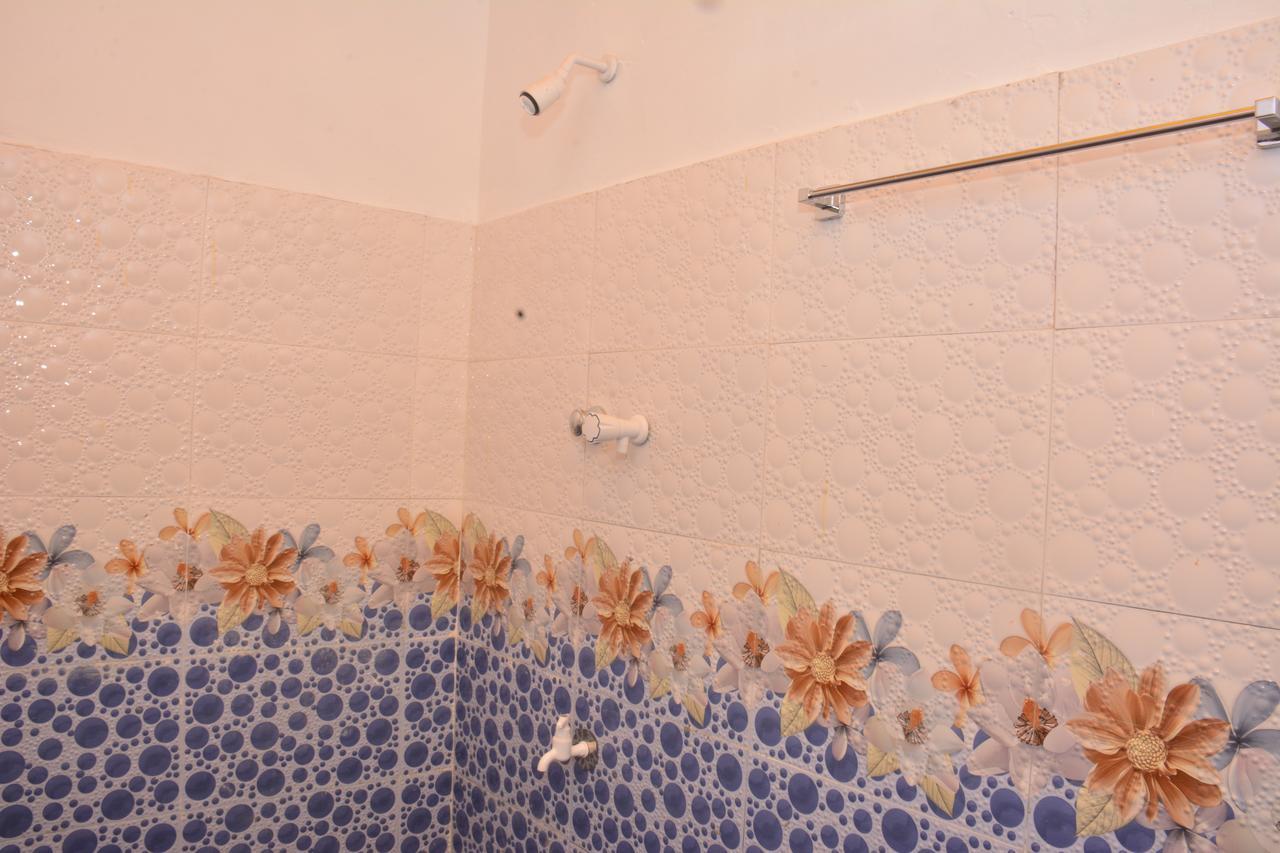 Pleasant Park Holiday Inn Trincomalee Luaran gambar