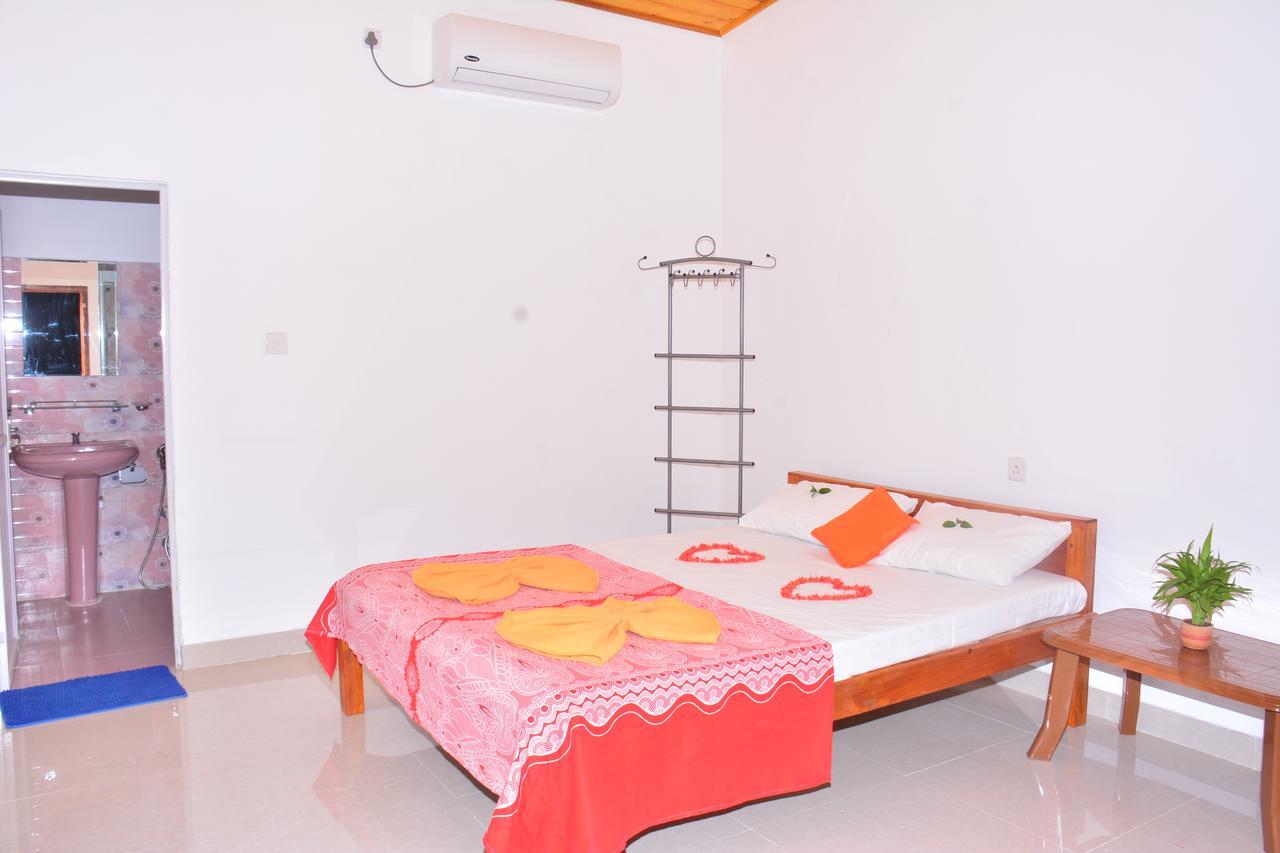 Pleasant Park Holiday Inn Trincomalee Luaran gambar